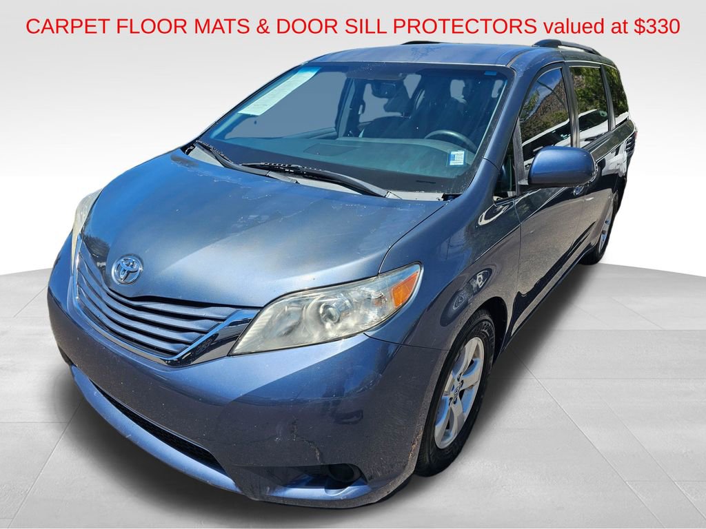 Used 2015 Toyota Sienna LE FWD image 5