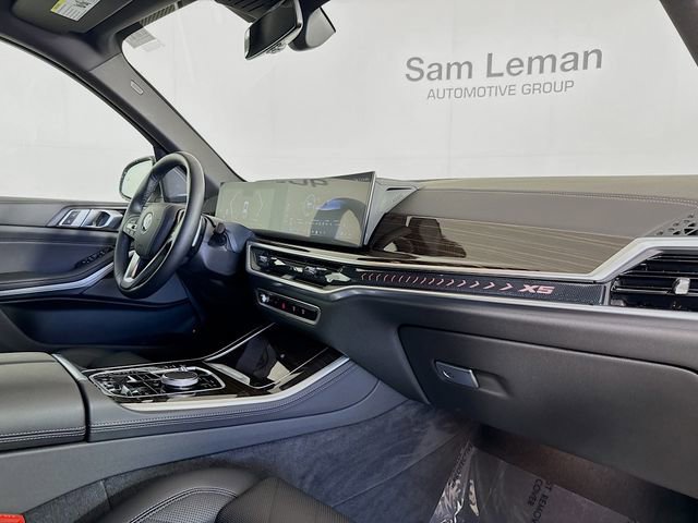 Used 2024 BMW X5 xDrive50e w/ Premium Package image 33