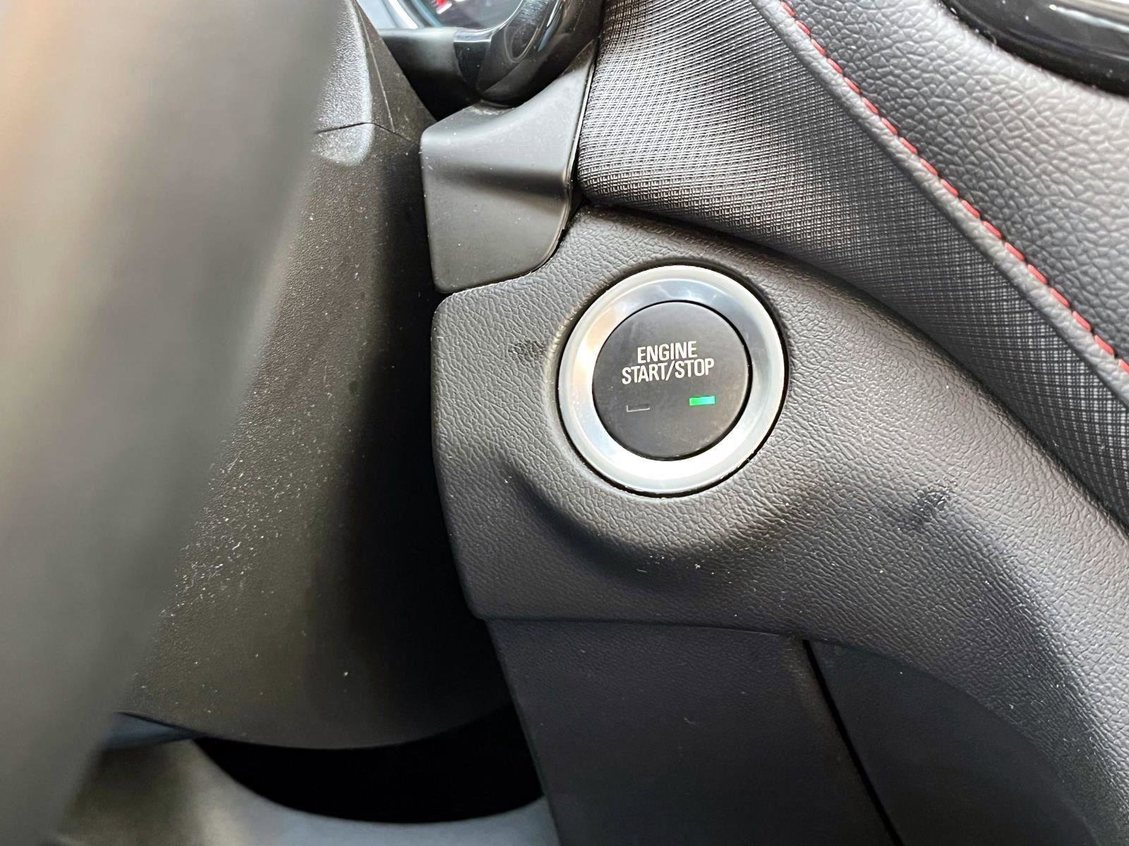 Certified 2023 Chevrolet Equinox RS w/ LPO, Floor Liner Package image 28