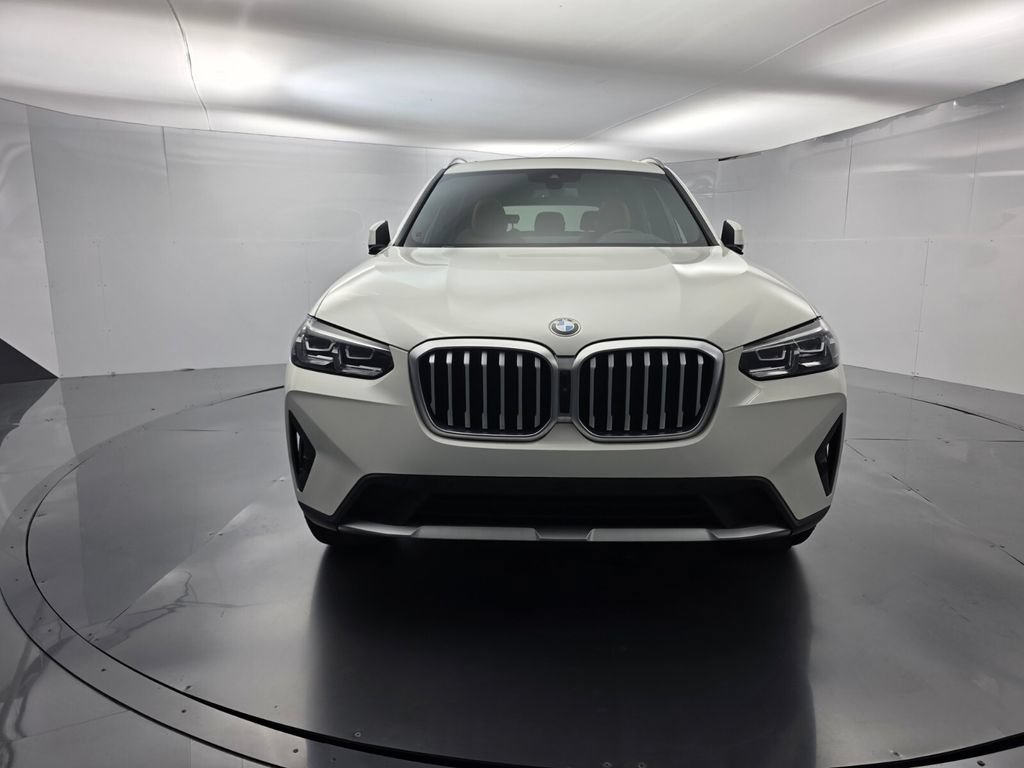 Certified 2024 BMW X3 sDrive30i w/ Premium Package RWD image 2