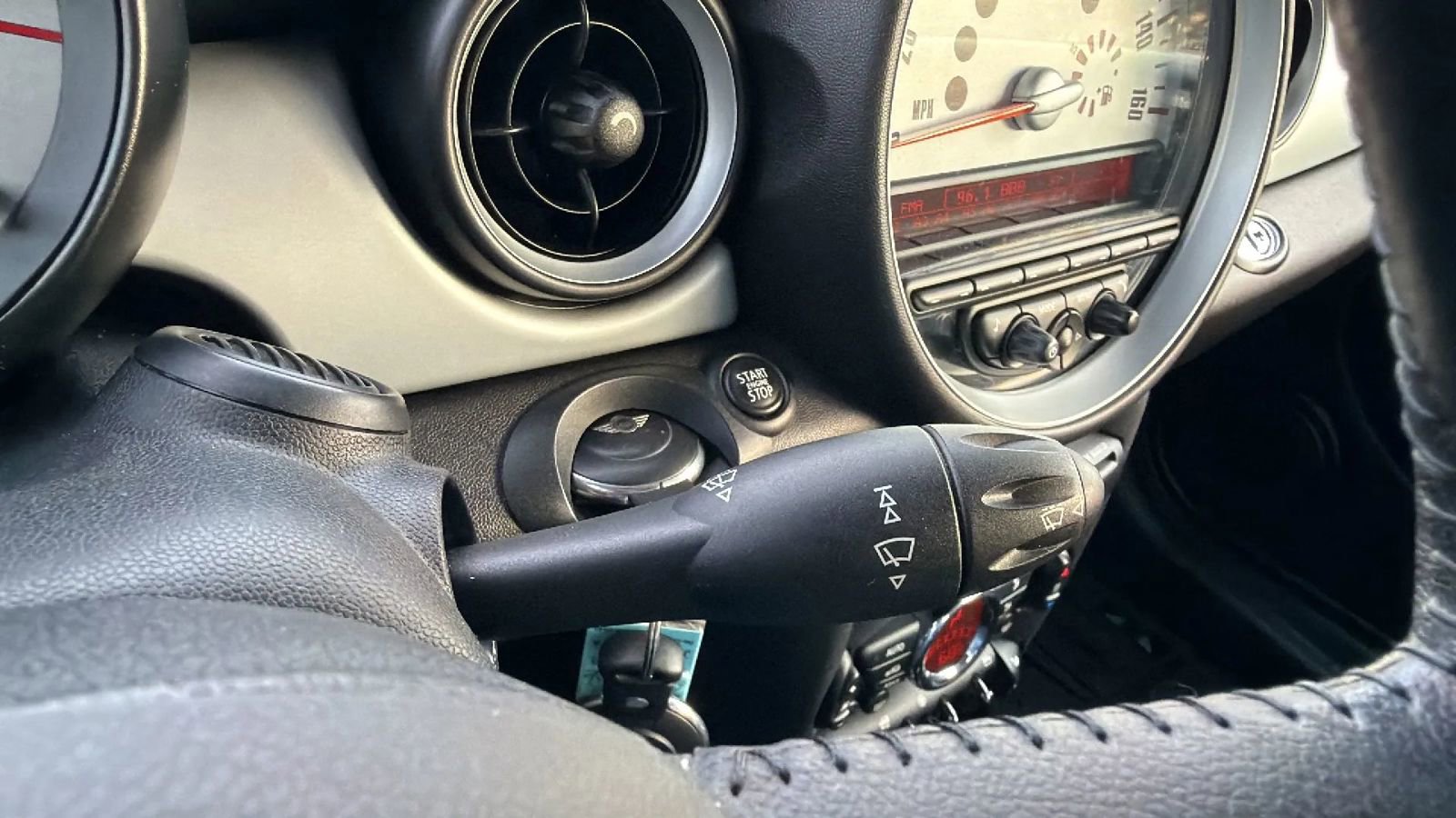 Used 2013 MINI Cooper Convertible image 14