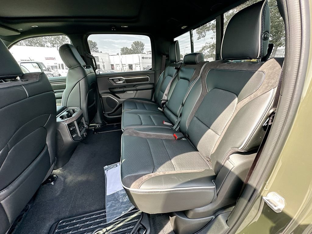 New 2026 RAM 1500 Laramie w/ Night Edition AWD/4WD image 32