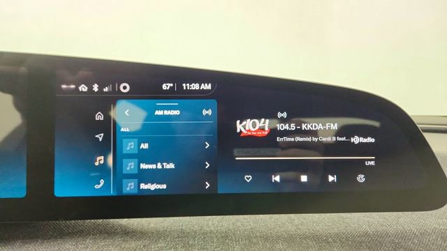 Used 2024 Lucid Air Pure RWD image 45
