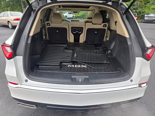 Used 2024 Acura MDX w/ Technology Package AWD/4WD image 15
