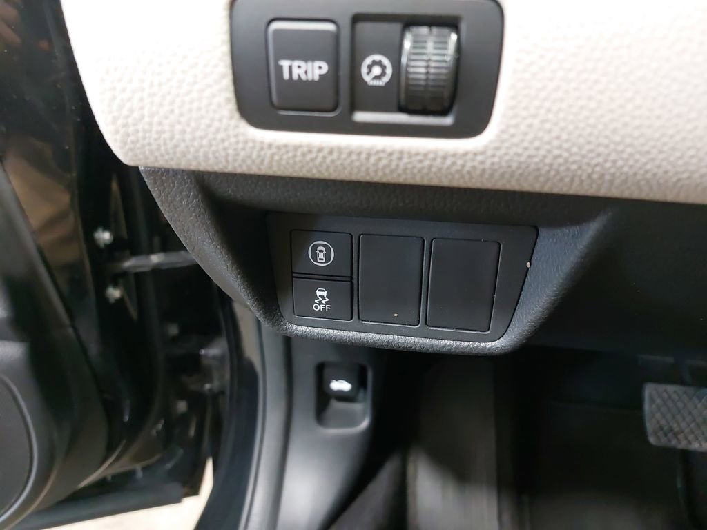 Used 2018 Honda Accord LX image 23
