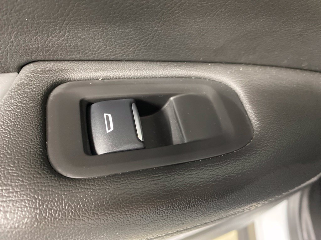 Certified 2024 Cadillac XT6 Luxury w/ LPO, Floor Liner Package AWD/4WD image 28