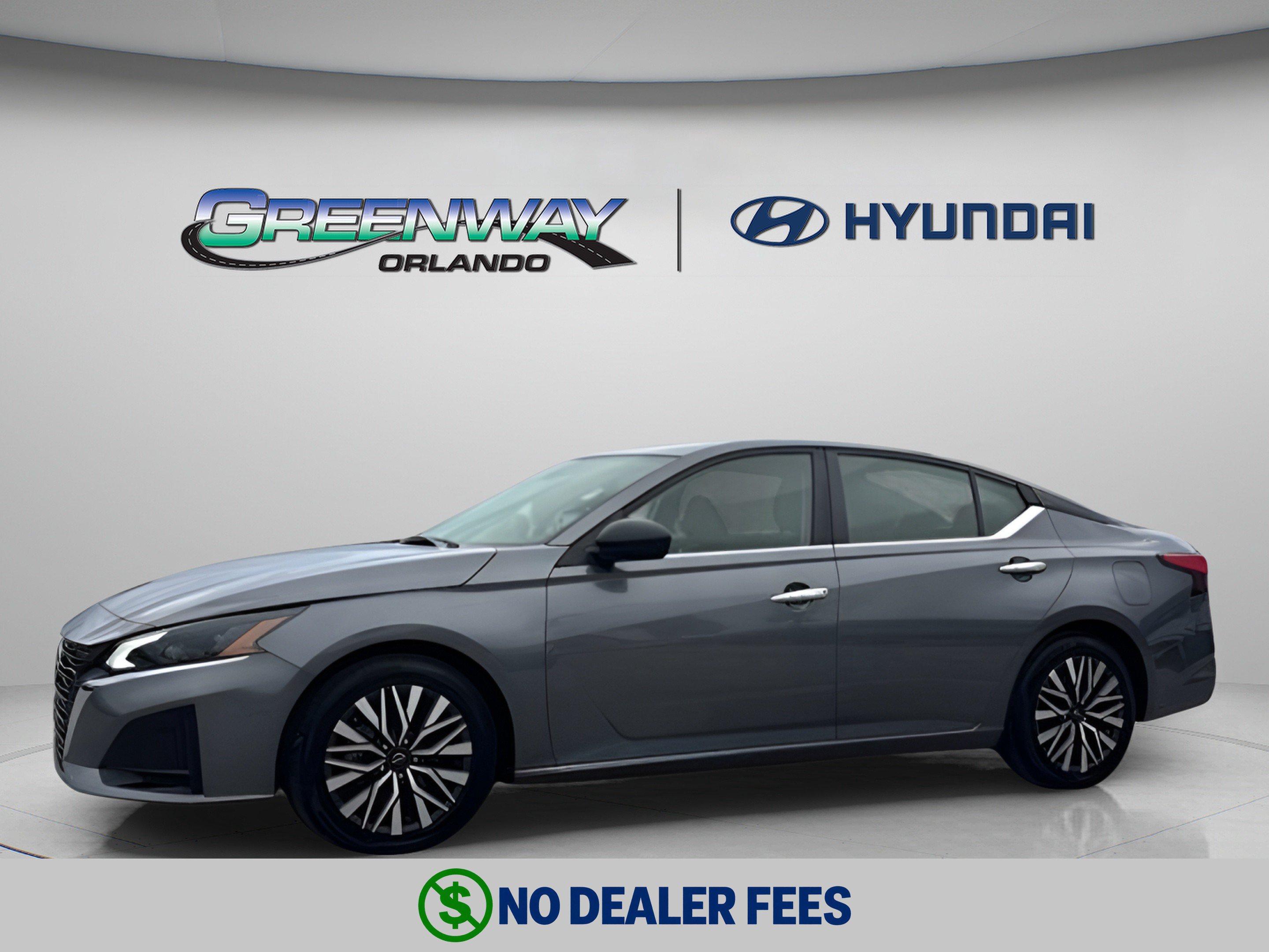 Used 2024 Nissan Altima 2.5 SV
