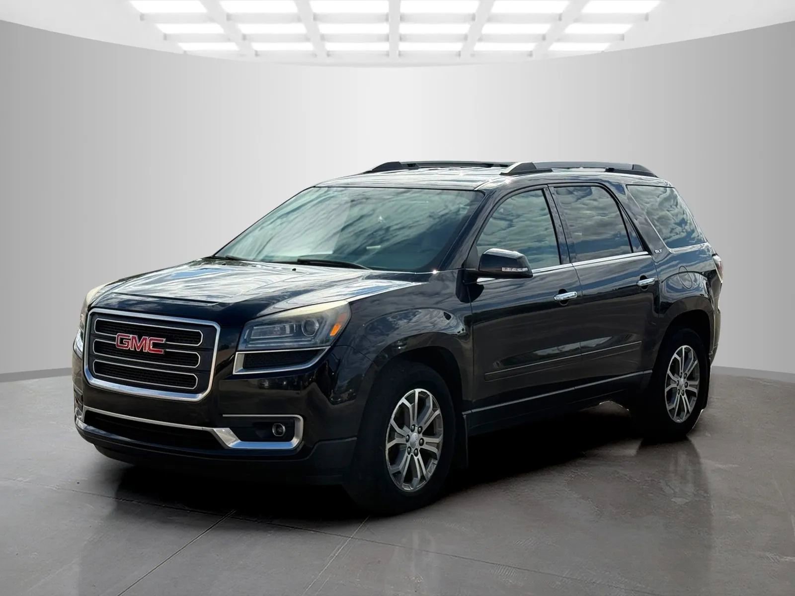 Used 2015 GMC Acadia SLT image 9