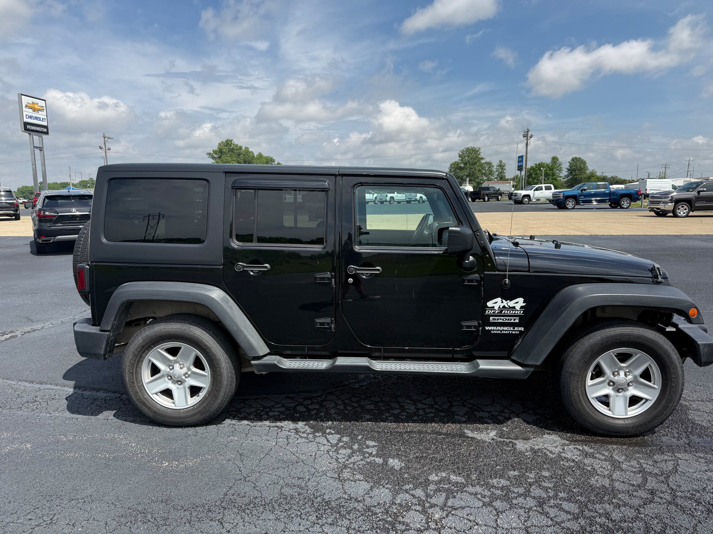 Used 2013 Jeep Wrangler Unlimited Sport w/ Dual Top Group AWD/4WD image 7