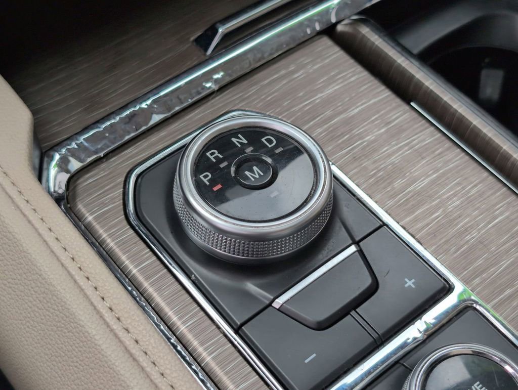 Used 2023 Ford Expedition Limited AWD/4WD image 14