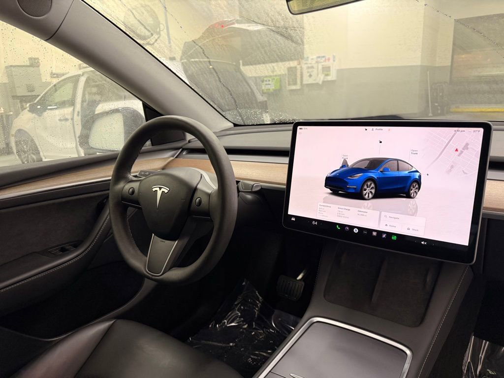 Used 2023 Tesla Model Y Long Range image 28