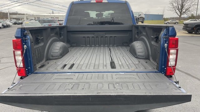 Used 2022 Ford F250 XLT w/ XLT Premium Package image 5