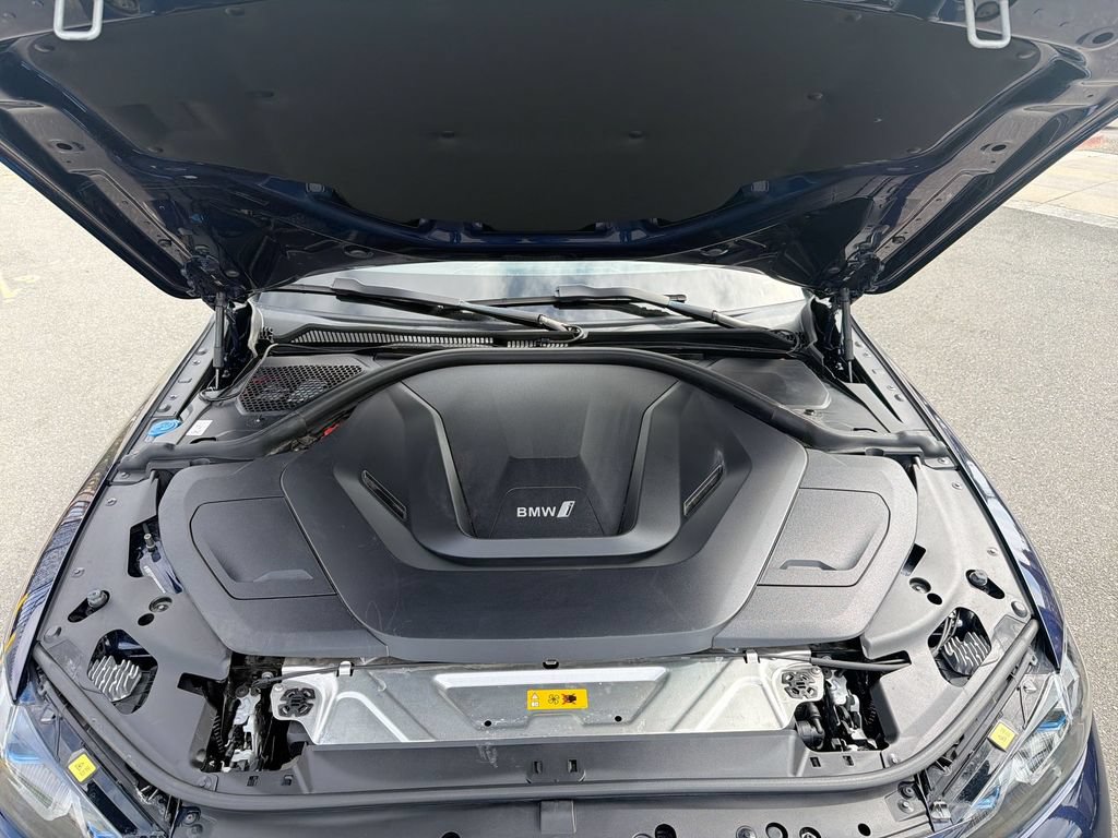 Used 2023 BMW i4 eDrive40 w/ M Sport Package RWD image 18