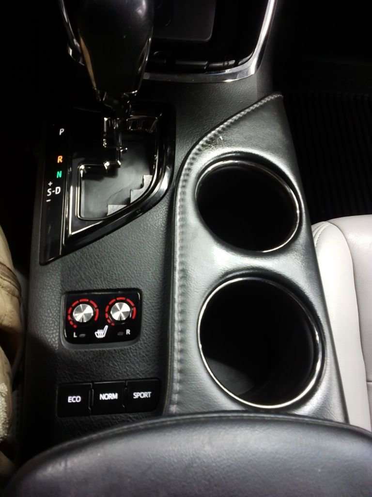 Used 2017 Toyota Avalon XLE Premium w/ All Weather Liner Package image 11