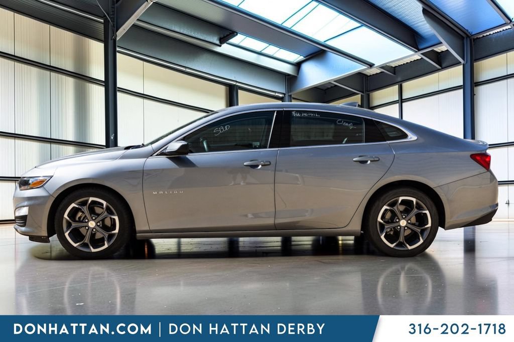 Used 2023 Chevrolet Malibu LT FWD image 3