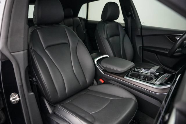 Used 2021 Audi Q8 Premium Plus w/ Premium Plus Package AWD/4WD image 21