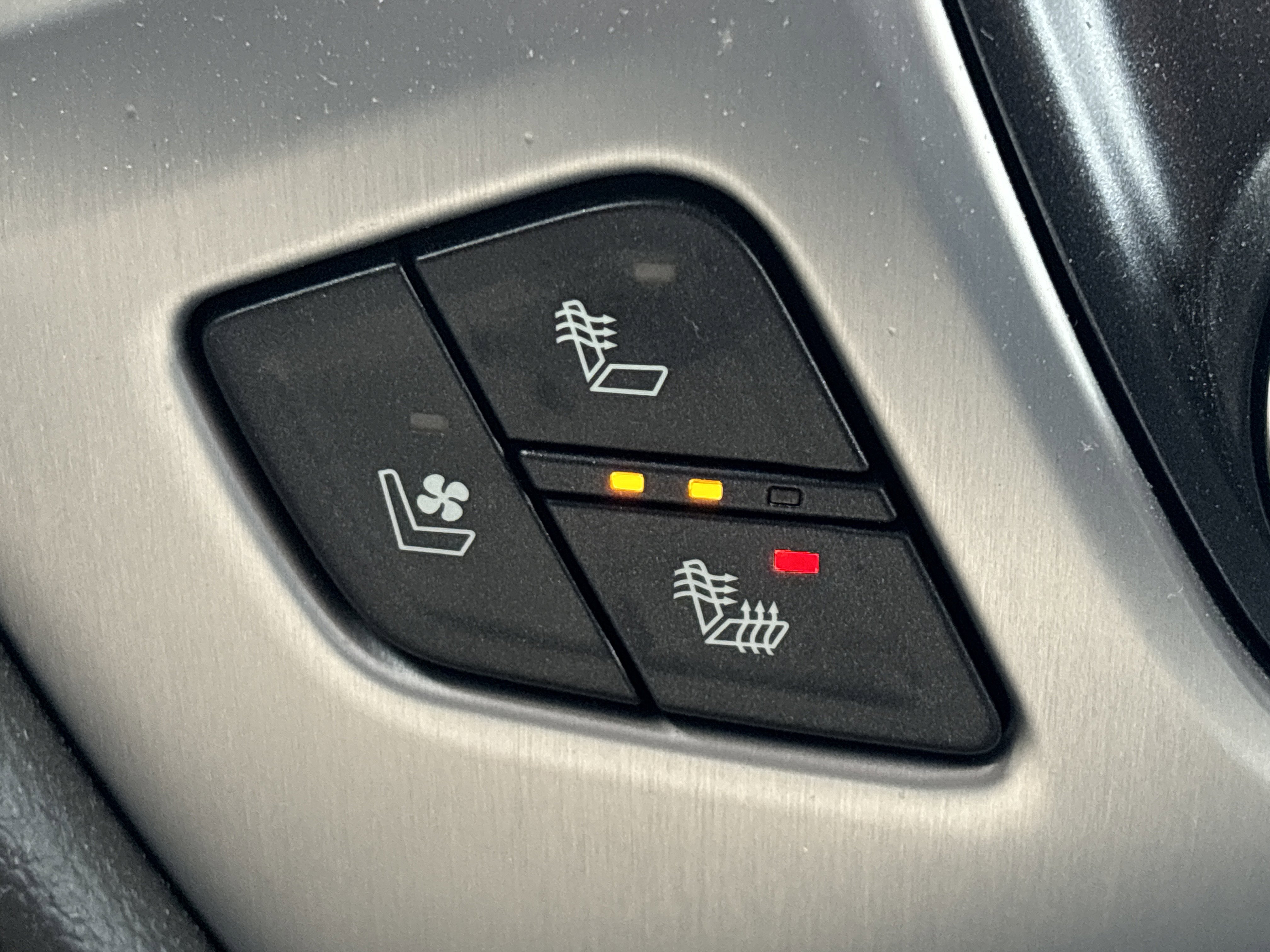 Used 2018 GMC Sierra 1500 SLT image 27