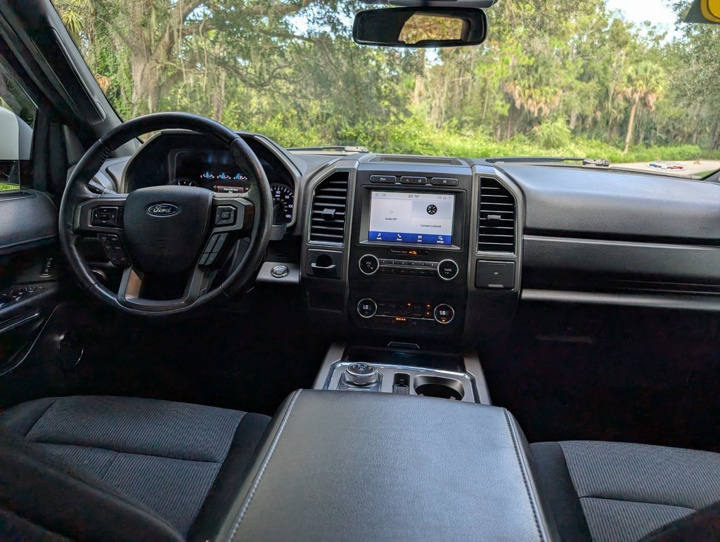 Used 2020 Ford Expedition Max XLT image 12