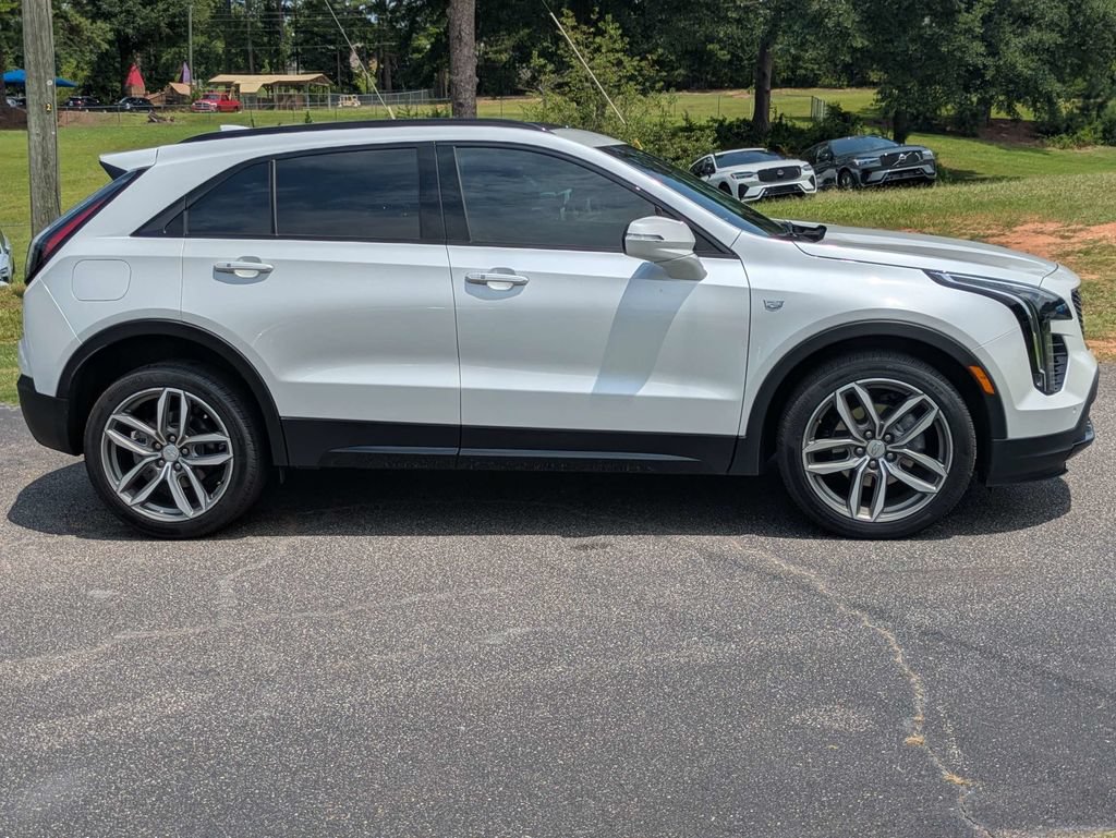 Used 2023 Cadillac XT4 Sport FWD image 3