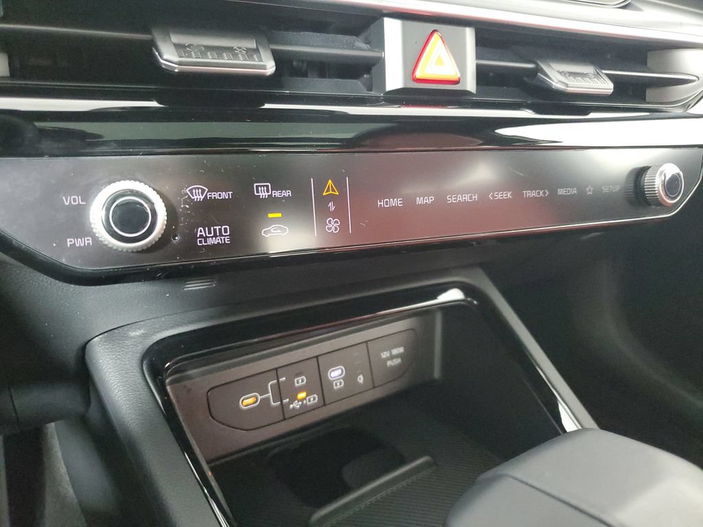 Used 2026 Kia K5 GT-Line w/ GT-Line Premium Package FWD image 29