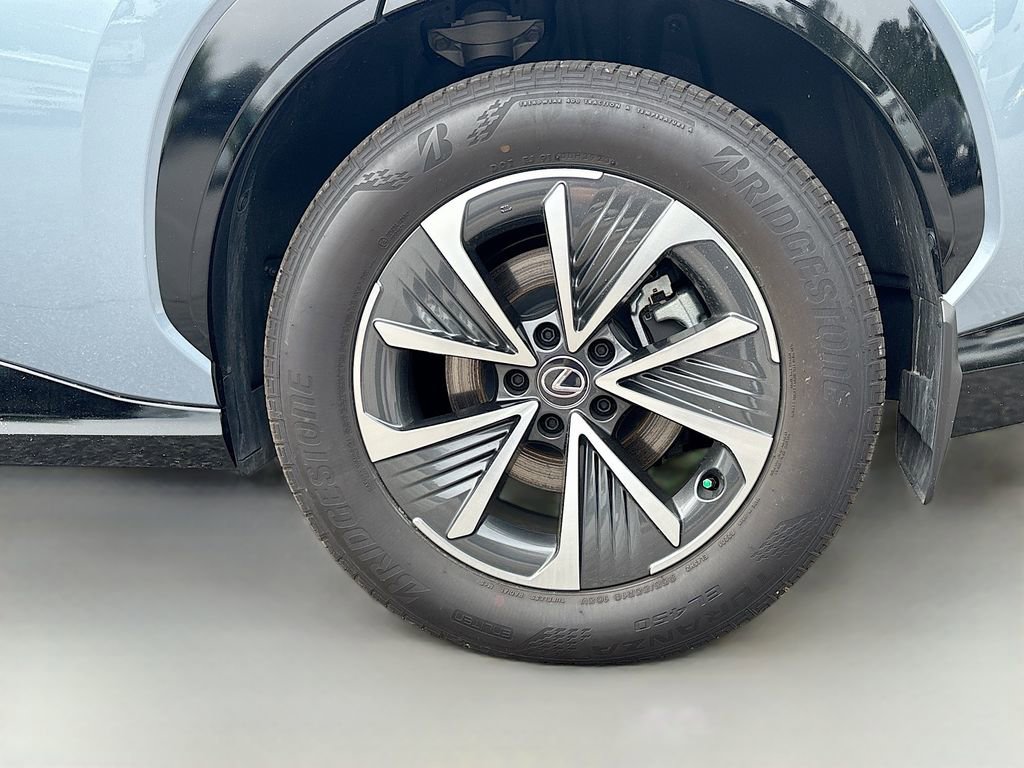 Used 2023 Lexus RZ 450e Premium w/ Accessory Package (A2) image 11