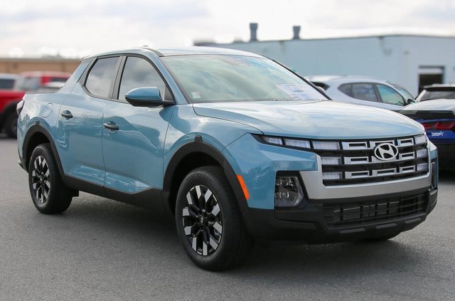 New 2025 Hyundai Santa Cruz SE