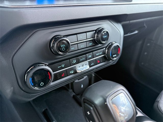 Used 2025 Ford Bronco Big Bend image 14