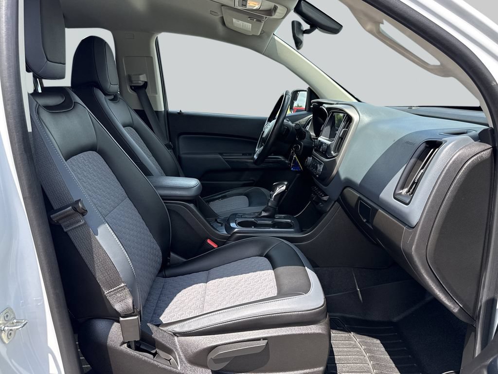 Used 2022 Chevrolet Colorado Z71 AWD/4WD image 22