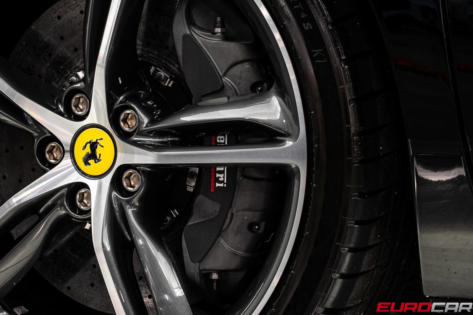 Used 2024 Ferrari 296 GTB RWD image 28