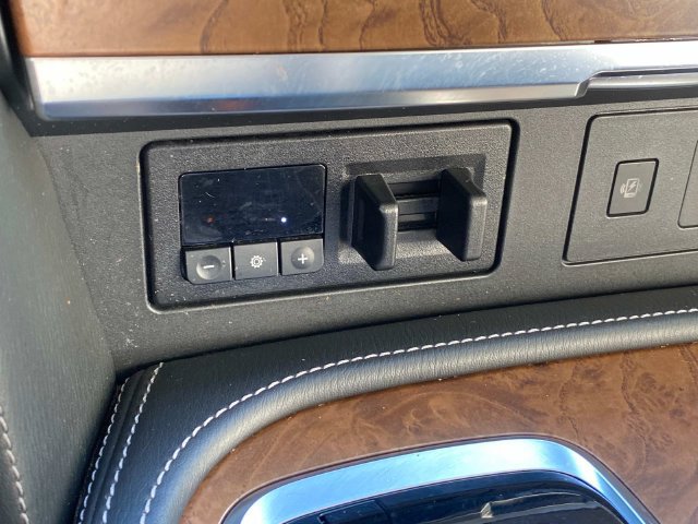 Used 2023 Nissan Armada SL w/ Captain's Chairs Package RWD image 30