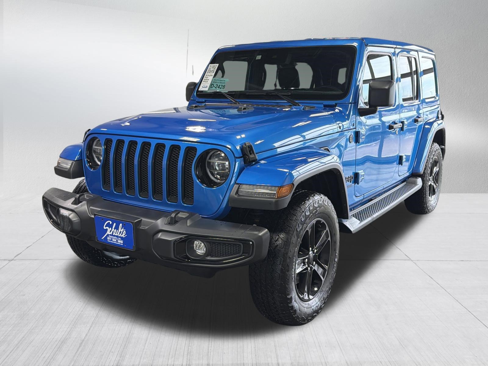 Used 2022 Jeep Wrangler Unlimited Sahara image 3