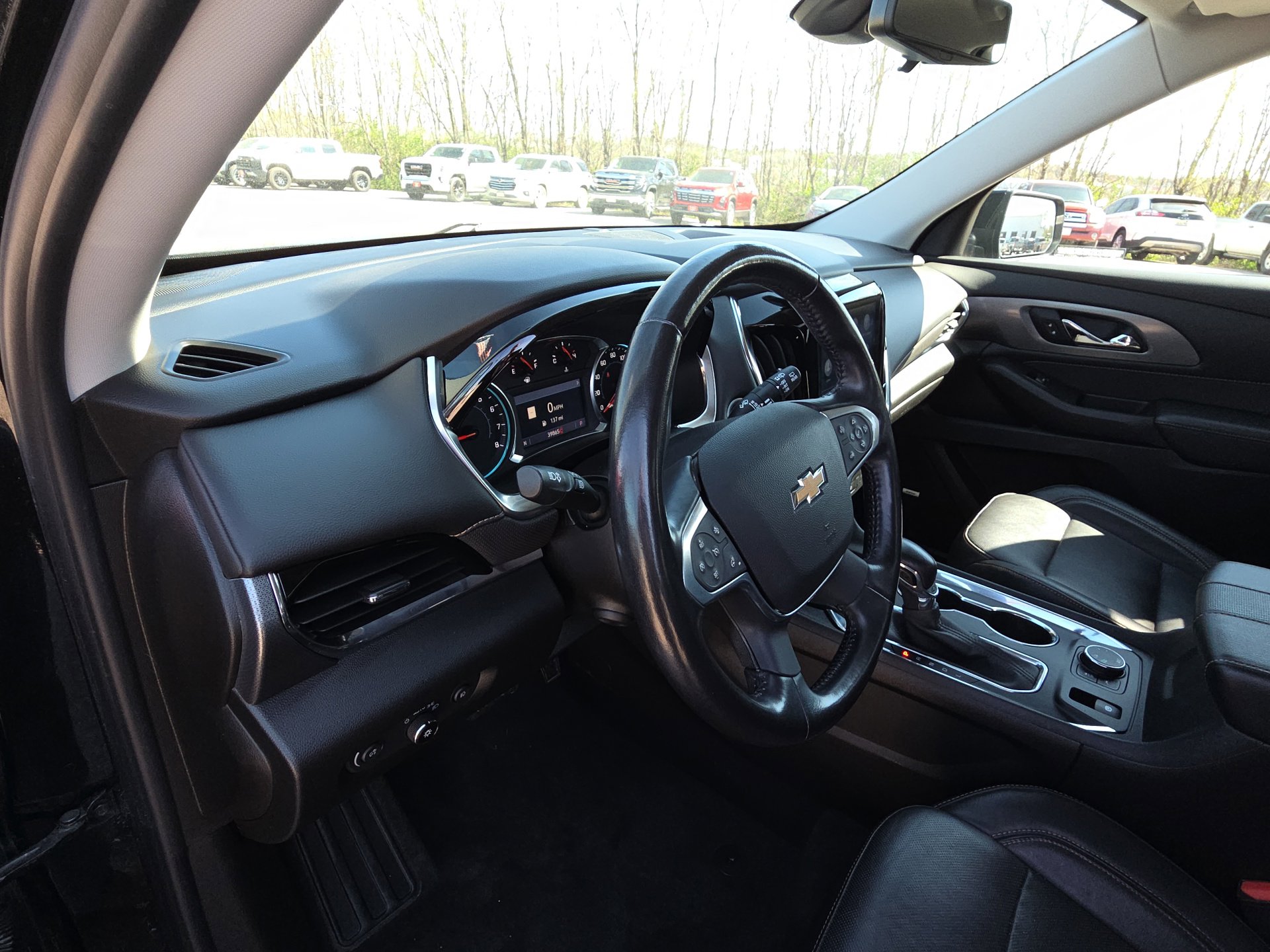 Used 2021 Chevrolet Traverse Premier w/ Redline Edition image 14