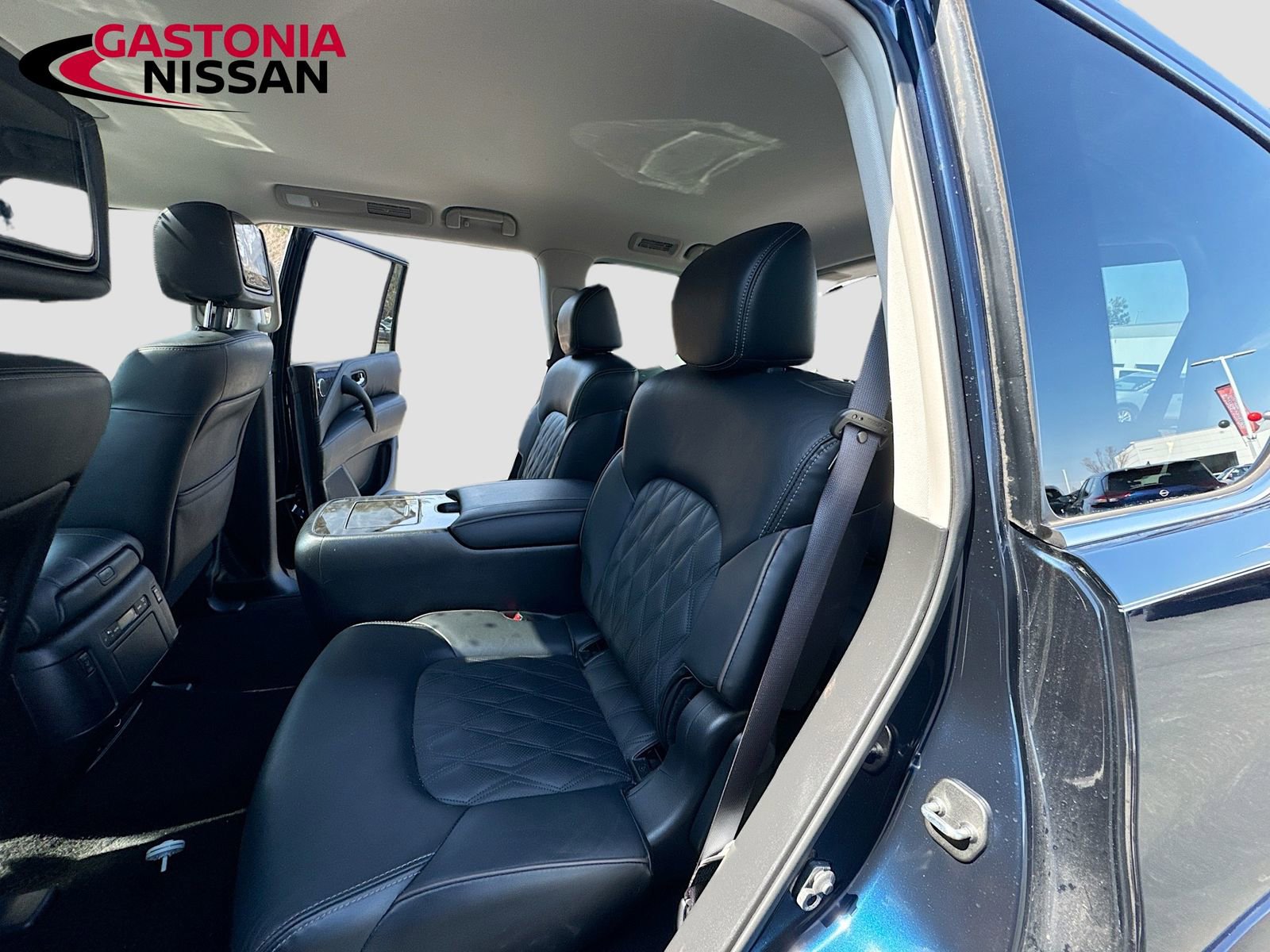 Used 2023 Nissan Armada Platinum w/ Captain's Chairs Package image 32