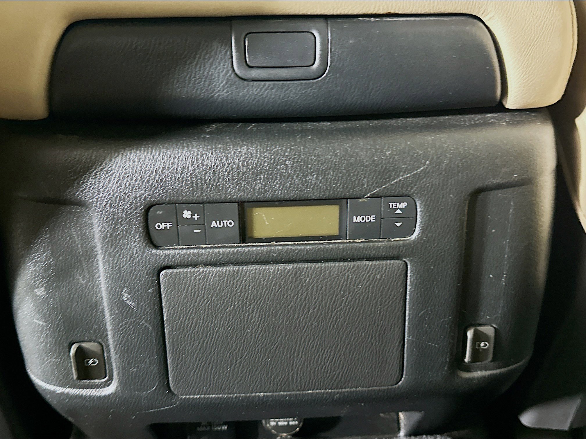 Used 2018 Nissan Armada SL w/ Premium Package image 27