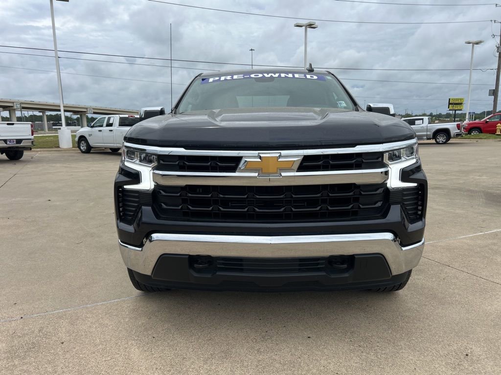 Used 2023 Chevrolet Silverado 1500 LT AWD/4WD image 2