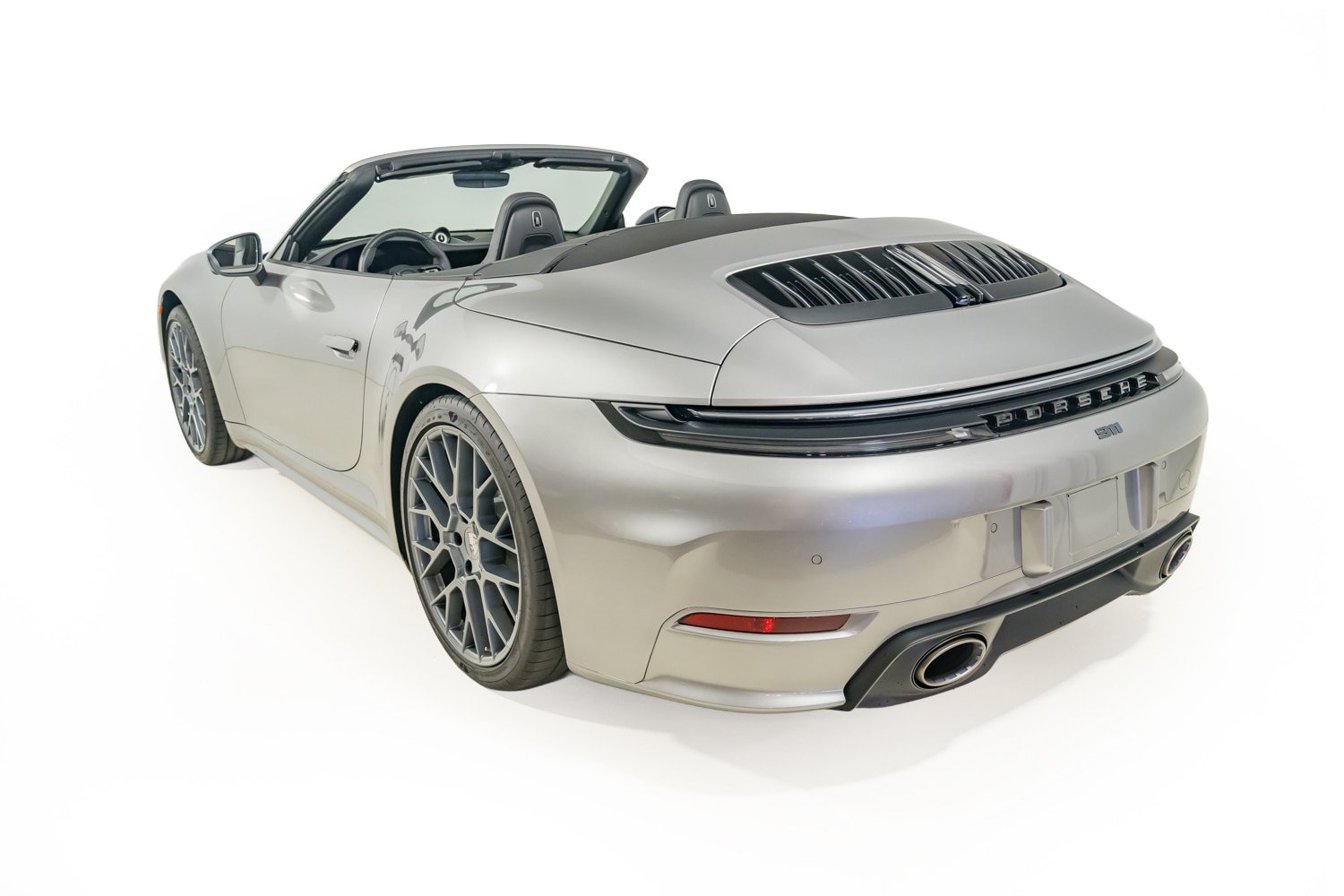 Used 2026 Porsche 911 Carrera T w/ Sportdesign Package RWD image 16