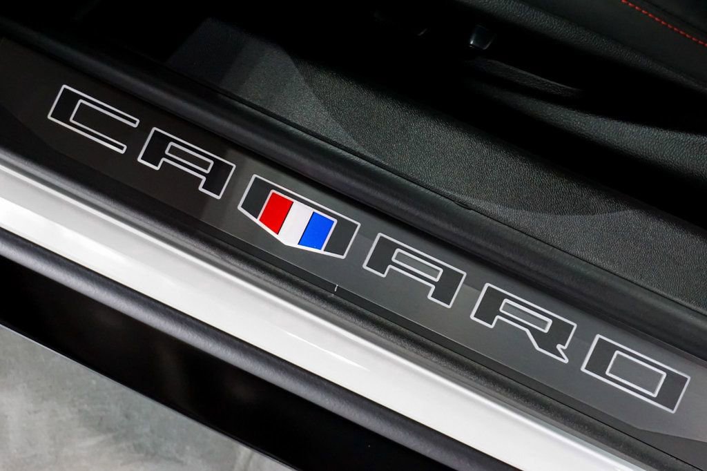 Used 2020 Chevrolet Camaro ZL1 image 65