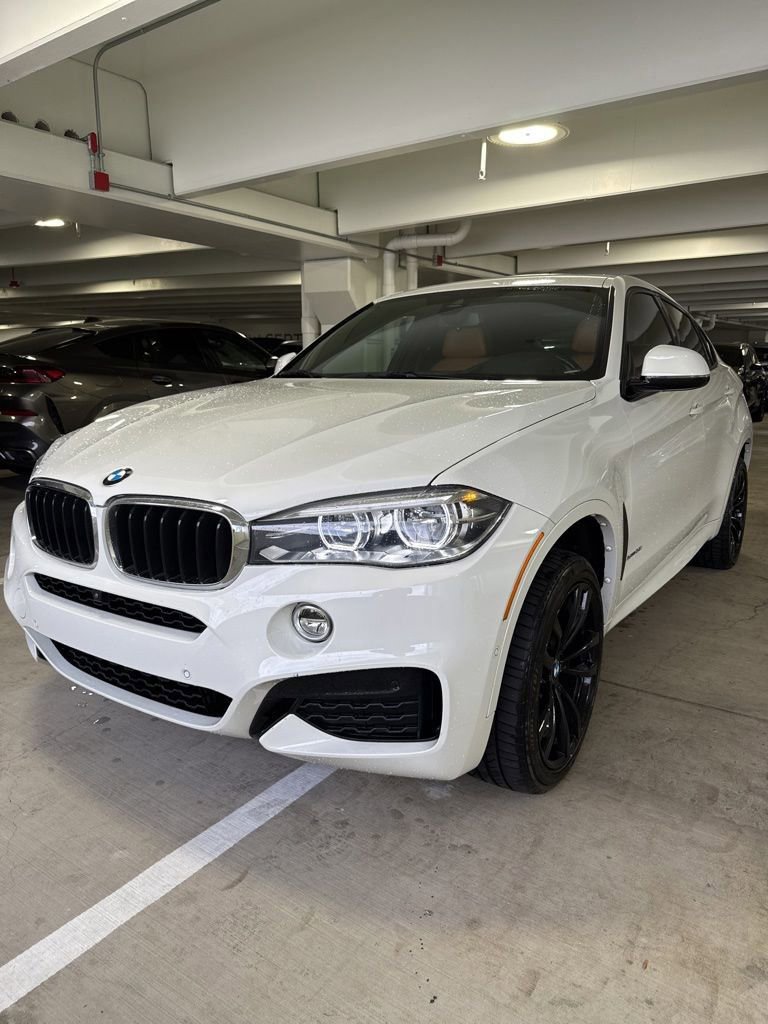 Used 2018 BMW X6 xDrive35i AWD/4WD image 1
