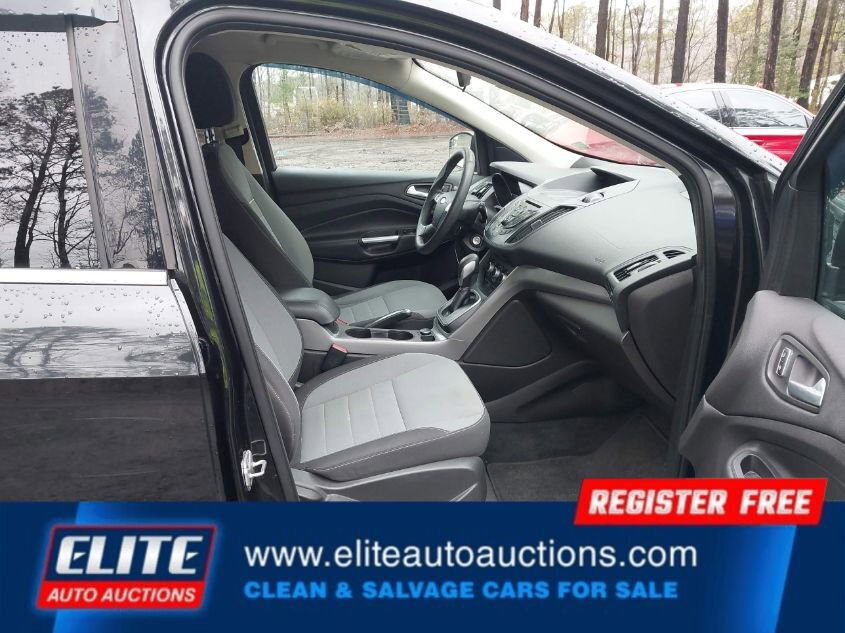 Used 2013 Ford Escape SE image 10