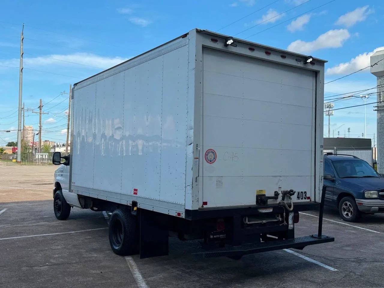Used 2016 Ford E-350 and Econoline 350 Super Duty w/ Power Windows & Locks Group RWD image 3