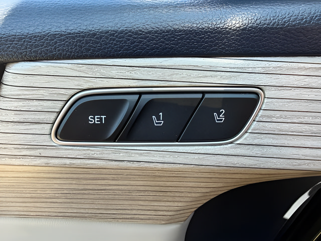 Used 2021 Hyundai Palisade Limited AWD/4WD image 23