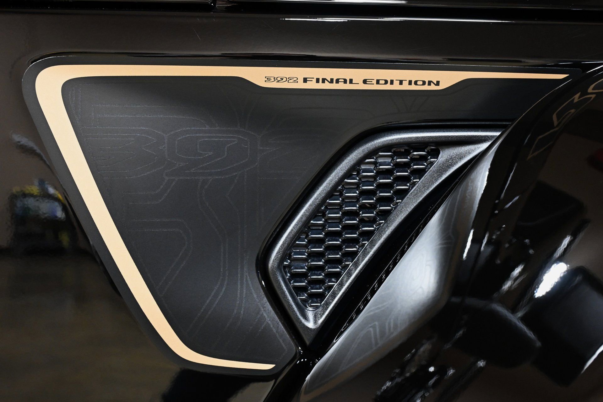 Used 2024 Jeep Wrangler Unlimited Rubicon 392 image 25