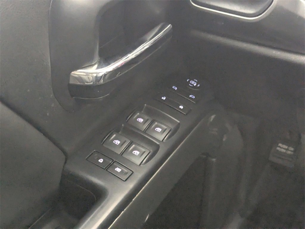 Used 2018 Chevrolet Silverado 1500 LT w/ All Star Edition image 16