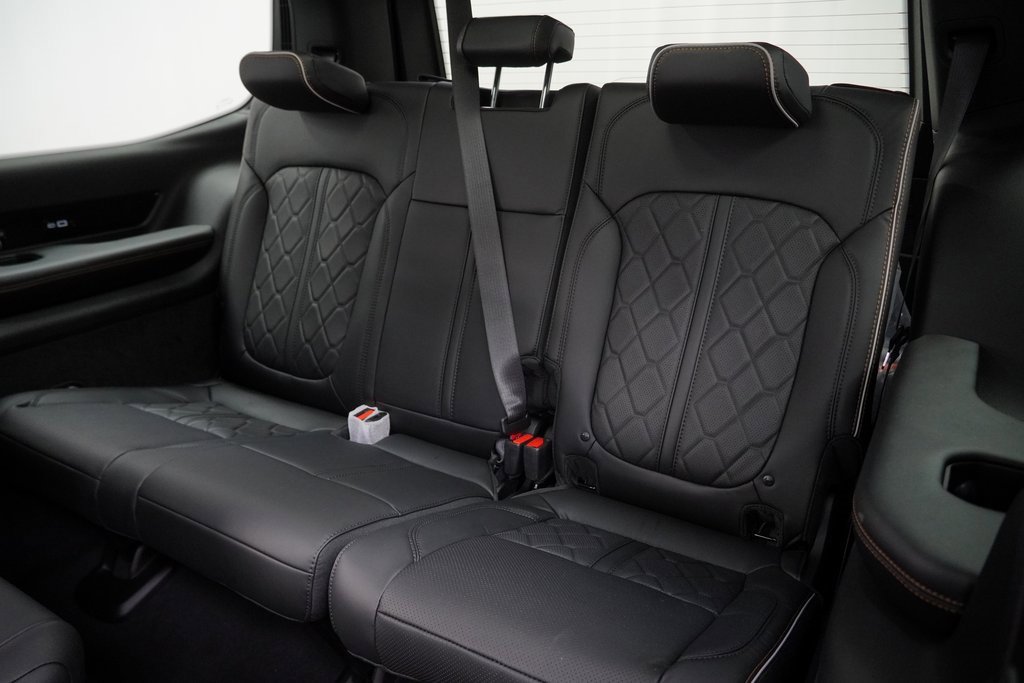 New 2025 Jeep Grand Wagoneer Series III w/ Rear Seat Video Group 1 image 18