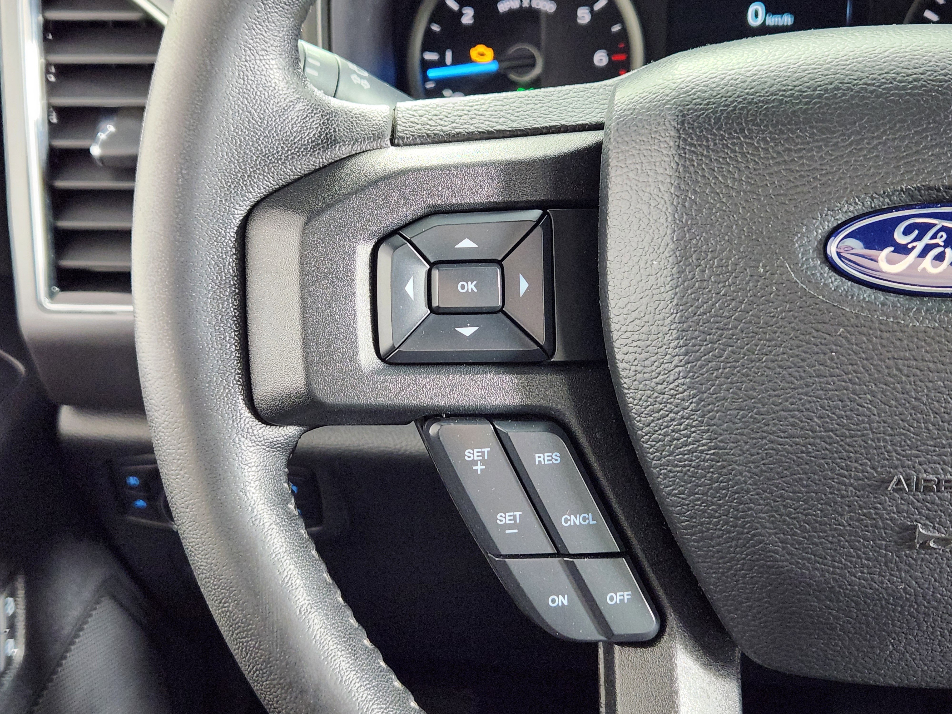 Used 2018 Ford F150 XLT w/ Equipment Group 302A Luxury AWD/4WD image 15