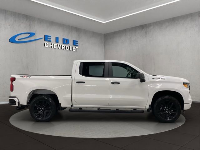 New 2026 Chevrolet Silverado 1500 Custom w/ Turbomax Blackout Package image 2