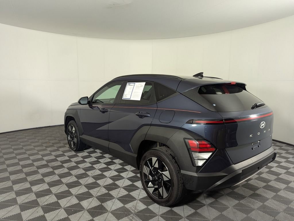 Used 2024 Hyundai Kona SEL image 7