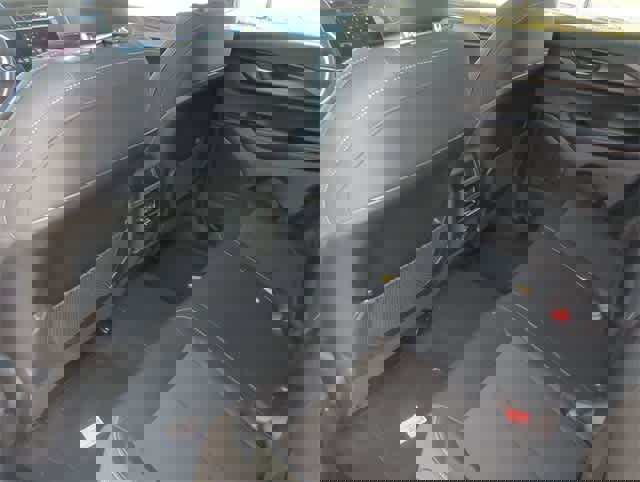 Used 2025 Jeep Grand Cherokee Laredo image 18