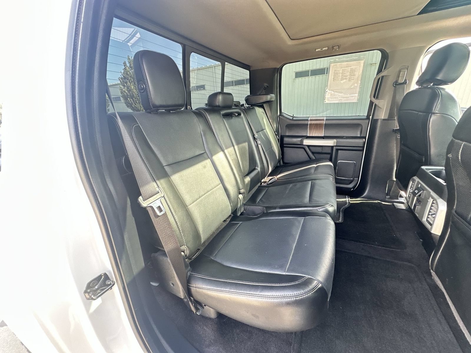 Used 2016 Ford F150 Lariat w/ Equipment Group 502A Luxury AWD/4WD image 28