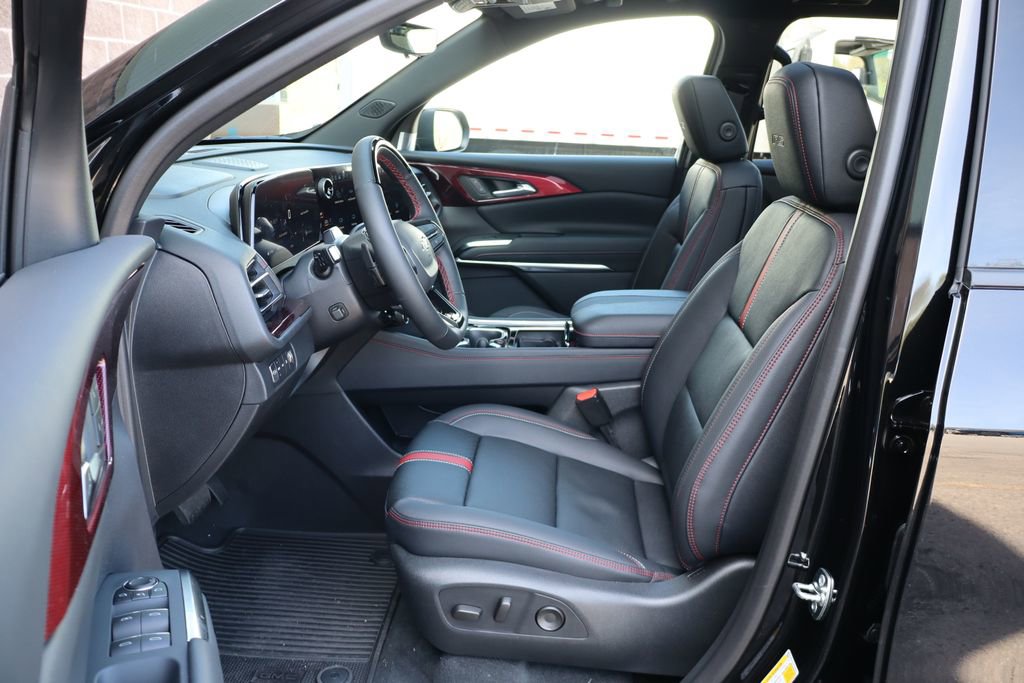 New 2026 Chevrolet Traverse RS AWD/4WD image 16